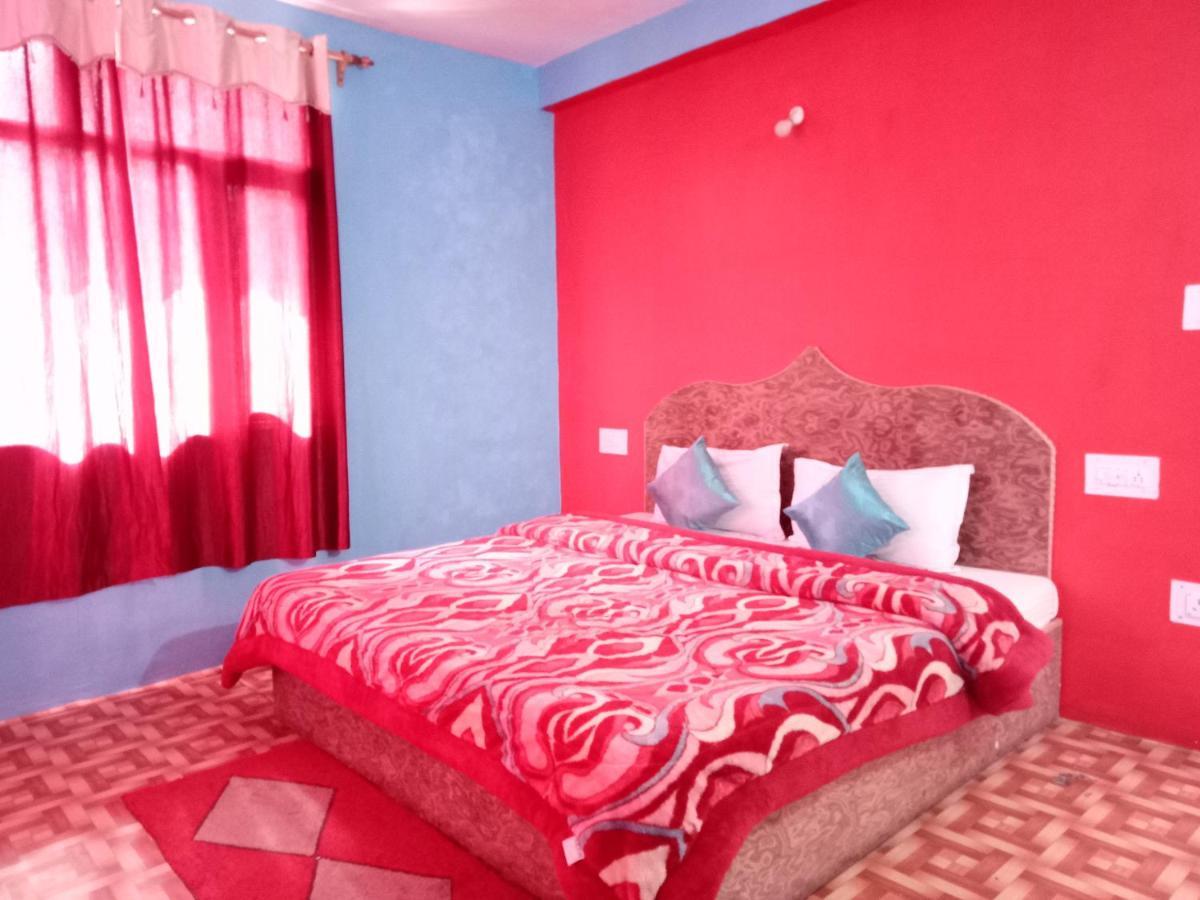 Non Stop Cafe Hostel & Stay Manāli Zewnętrze zdjęcie