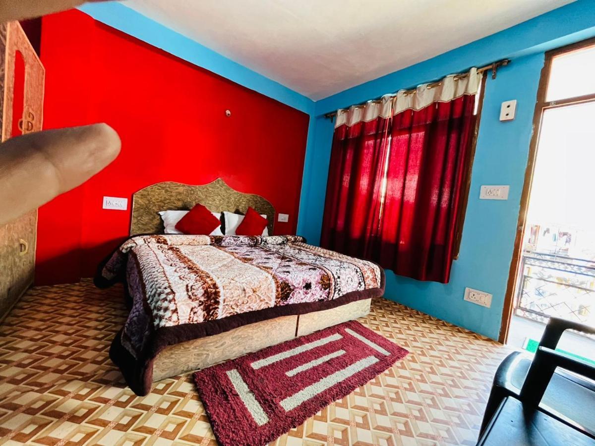 Non Stop Cafe Hostel & Stay Manāli Zewnętrze zdjęcie