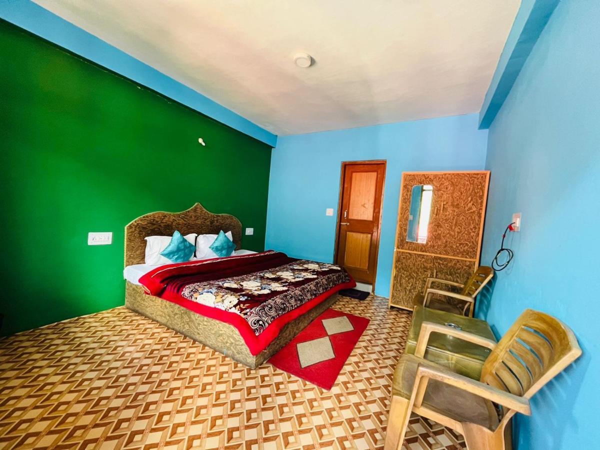 Non Stop Cafe Hostel & Stay Manāli Zewnętrze zdjęcie