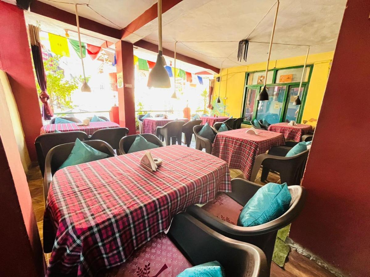 Non Stop Cafe Hostel & Stay Manāli Zewnętrze zdjęcie