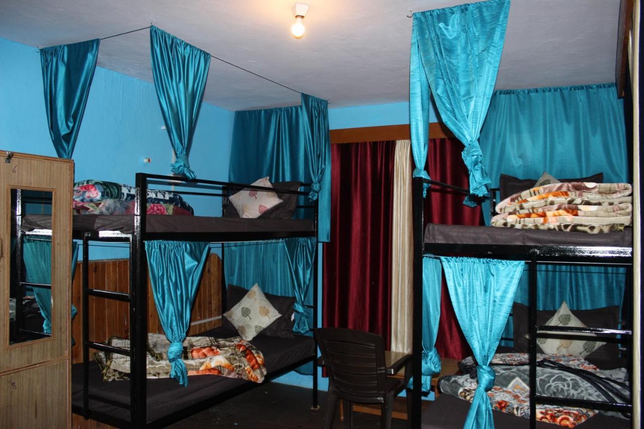 Non Stop Cafe Hostel & Stay Manāli Zewnętrze zdjęcie